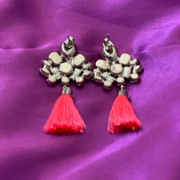 Neon Peach/Orange earrings with crystals.Nwot! - Picture 3 of 6